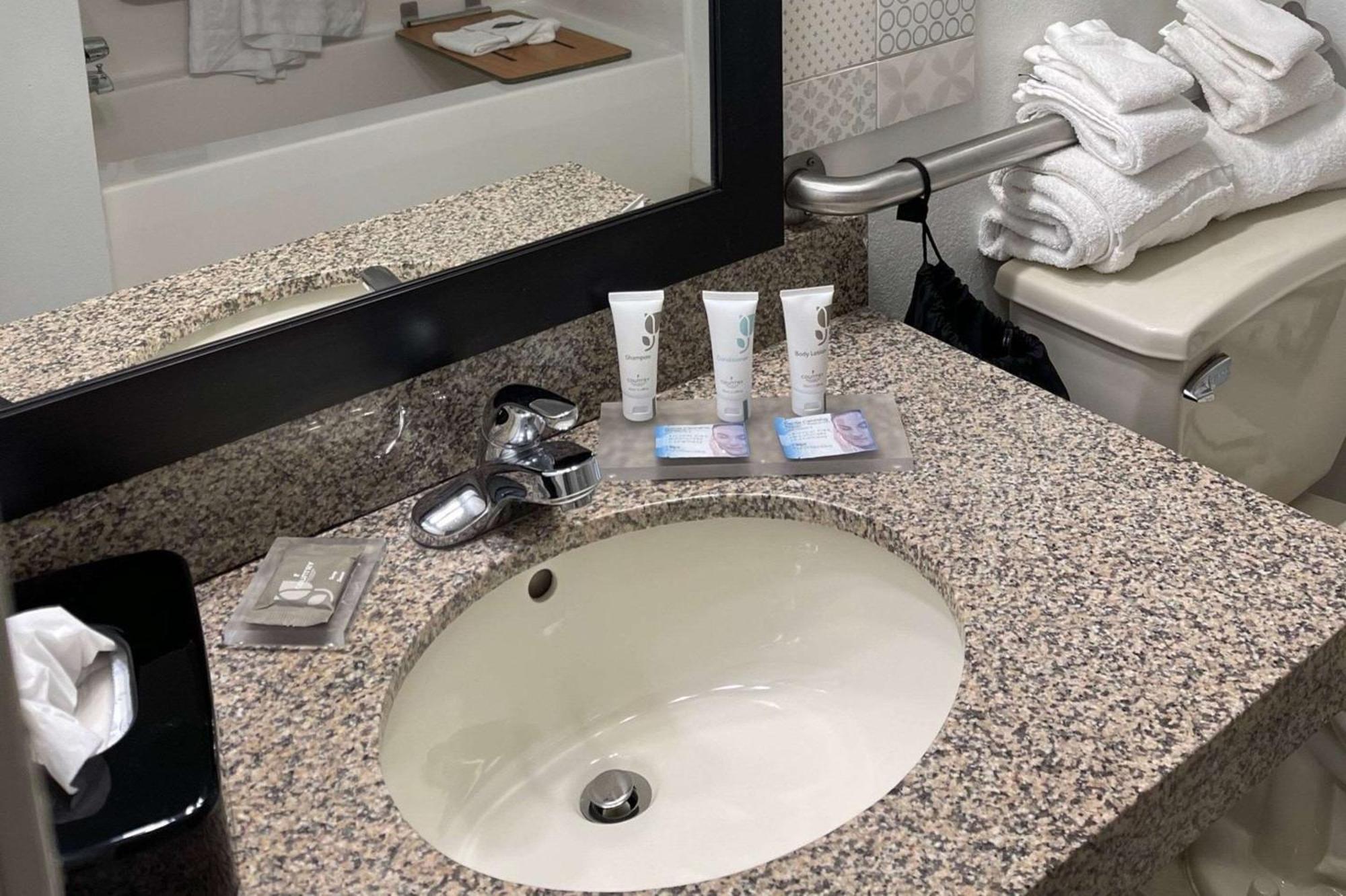 Country Inn & Suites By Radisson, Merrillville, In Екстериор снимка
